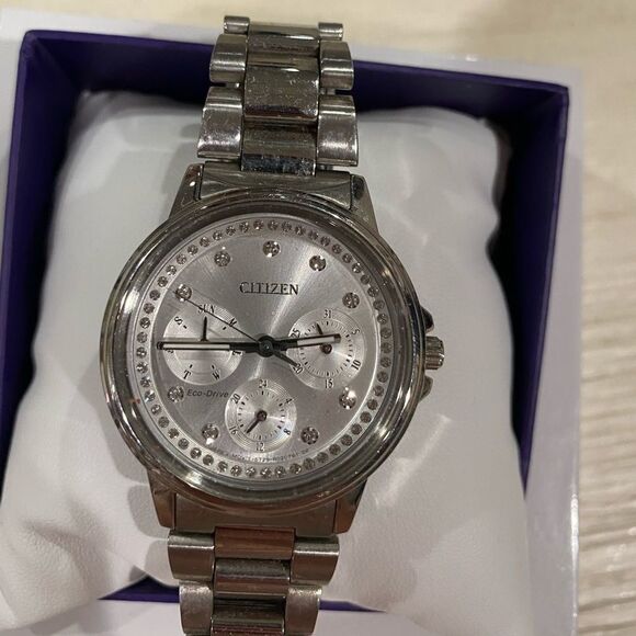 Women’s Citizens watch